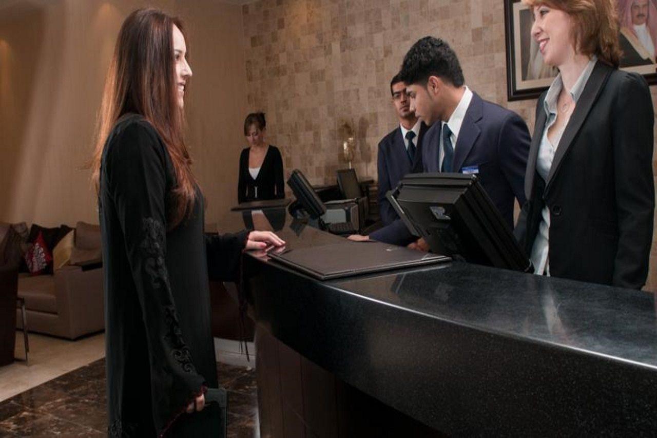 Monroe Hotel & Suites Манама Екстериор снимка