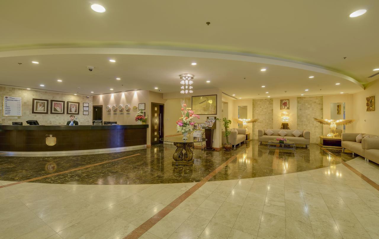 Monroe Hotel & Suites Манама Екстериор снимка